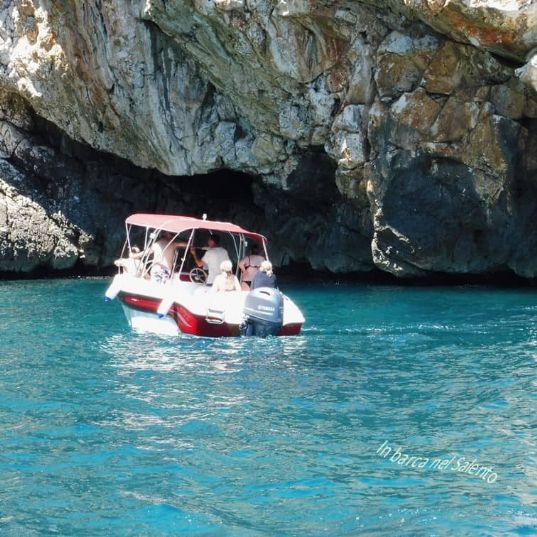 Escursione alle grotte di Castro